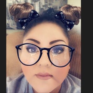 Meet your Posher, Jobina